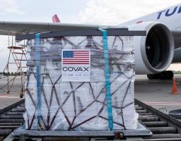 Україна отримала ще 188 370 доз вакцини Comirnaty від Pfizer-BioNTech