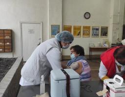 У 22 відділеннях «Укрпошти» Луганщини почали щеплювати проти COVID-19