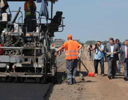 Юрій Гарбуз: «Відновлення дорожньо-транспортної інфраструктури – критично важливий напрям роботи обласної влади» 