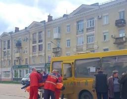 52 людини з Попасної та 32 з Лисичанська виїхали до безпечних регіонів України, загалом за 23 квітня - більше 110, - Сергій Гайдай