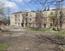 Сергій Гайдай: вночі обстріляний Новодружеськ – зруйновані будинки, місто без газу. У Лисичанську розмінували ще три багатоповерхівки