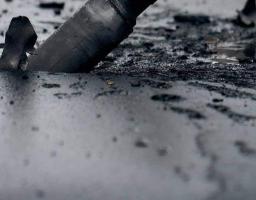 Росіяни добивають Комишуваху - зруйновано школу та багатоквартирний будинок, - Сергій Гайдай