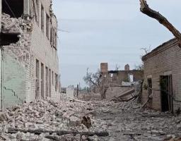 11 артилерійських атак по Сєвєродонецьку - є влучання в "Азот", технікум, багатоповерхівки, - Сергій Гайдай