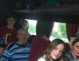 Волонтери евакуювали 12 жителів Привілля