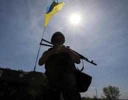 Новини АТО: на Луганщині поранено військовослужбовця