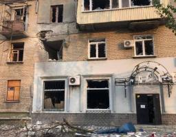 Сергій Гайдай: росіяни обстріляли в Лисичанську ринок, гірничий коледж та школу, де постраждали дві людини, бої за Сєвєродонецьк – у розпалі