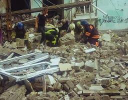 Два авіаудари по Лисичанську: знайдені тіла чотирьох загиблих – пошукова операція триває, – Сергій Гайдай