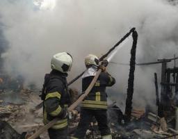 Сергій Гайдай: росіяни закріплюються в районі Лисичанська, місто – у вогні 