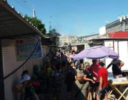 На ринках та у магазинах Луганщини окупанти вдвічі-тричі завищують ціни на товари першої необхідності