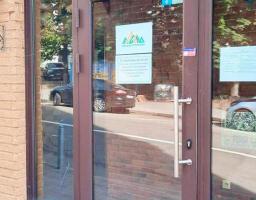 Гуманітарний штаб для переселенців з Гірської громади відкрили у Києві