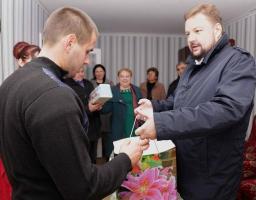 Вручення ключів від квартири особі з числа дітей-сиріт в м. Сєвєродонецьк