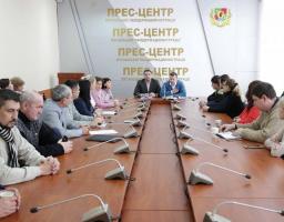 У Сєвєродонецьку вшанували пам'ять загиблих під Крутами