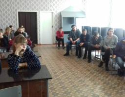 Школярів Луганщини знайомлять з професіями у навчальних закладах