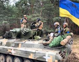 70 % російських солдат, що перебували в ураженому приміщенні в Сватовому, загинули. У Новоайдарі знищено 50 одиниць військової техніки рф. В окупаційній міськраді Сєвєродонецька працюватимуть 40 прибиральниць