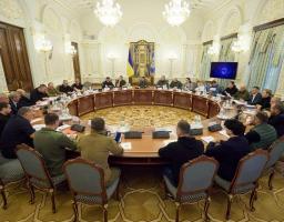 Сергій Гайдай під час засідання РНБО доповів Володимиру Зеленському про  численні порушення та маніпуляції зі списками виборців під час так званого "референдуму" на окупованій частині Луганщини