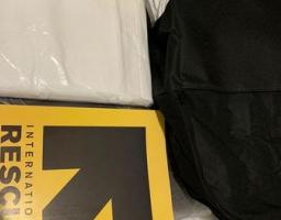 Понад 110 кремінян у Дніпрі отримали ковдри, постільну білизну, павербанки, ліхтарі