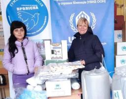 На цьому тижні понад 700 ВПО з Луганщини отримали допомогу у гуманітарних штабах Гірської громади