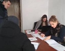 Понад 800 ВПО за тиждень отримали допомогу в штабах Попаснянської громади в Черкасах та Новомосковську