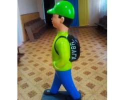 Для безпеки дітей на автодорах біля освітніх закладів у Сватовому  встановлять фігури школярів