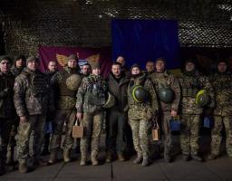 Ордени «Золота Зірка» Глава держави вручив військовим, які звільняли Білогорівку та захищали Попаснянщину