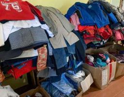 Кремінським хабом у Дніпрі отримано партію дитячого одягу
