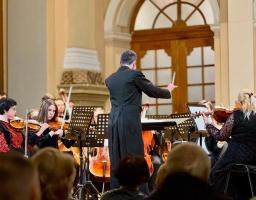 «Симфонія незламності» та «Переможна» – Луганський Академічний симфонічний оркестр представив нову програму