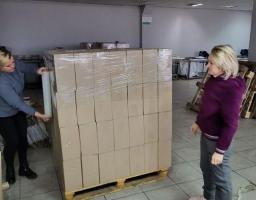 750 родин переселенців з Луганщини у Харкові на цьому тижні отримали матраци, ковдри, подушки та набори посуду