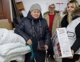 200 ковдр й 100 обігрівачів надійшло до гуманітарного штабу в Обухові