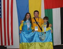 Низку нагород привезли спортсмени області зі всесвітніх змагань з пауерліфтингу 