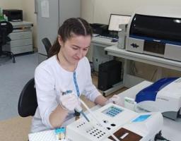 Безкоштовні біохімічні аналізи на сучасній апаратурі - у Консультативно-діагностичному центрі Сєвєродонецька, що приймає пацієнтів в Дніпрі