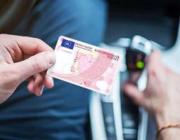 Як українцям отримати водійські права в Польщі