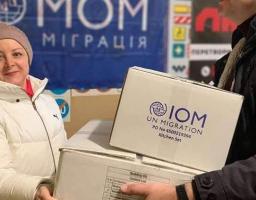 За місяць понад 1000 наших земляків у Дніпрі забезпечено посудом, постільною білизною, ковдрами