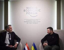 Оборонна підтримка та гарантії безпеки: Володимир Зеленський провів зустріч із Діком Схоофом