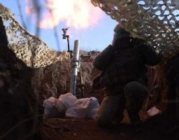 Склад боєприпасів, два танки та вісім мінометів росіян знищили минулої доби наші військові на Лиманському та Куп’янському напрямках