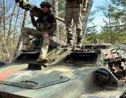 Втрати на Луганщині регулярні війська рф компенсують мобілізованими, у школах на окупованих територіях допомагатимуть оформляти російські паспорти, шахти в Довжанську готують до закриття – в зміну спускаються лише по шість чоловік