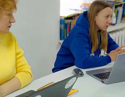 У Києві за минулий тиждень більше 300 луганчан отримали гуманітарну допомогу в хабі Кремінщини