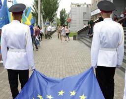 Із Днем Європи луганчан привітав Артем Лисогор