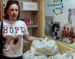 За тиждень Кремінським хабом у Рівному забезпечено продуктовими наборами 530 ВПО Луганщини