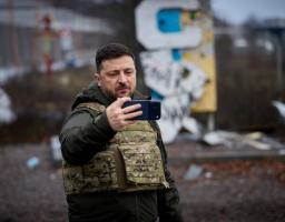 Сьогодні надзвичайно важливо досягати результатів на фронті, щоб Україна могла досягати результатів у дипломатії – звернення Президента