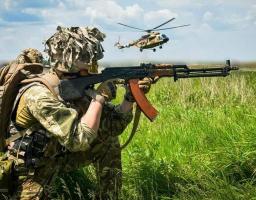 На виклики до Сєвєродонецька пожежники приїжджають по декілька годин, ворог не полишає спроб просунутися на Сватівщині, для виїзду на «лікування» дітям окупанти оформлюють паспорт рф за пришвидшеною процедурою