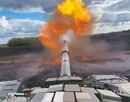 Поблизу Новоселівського та Кузьминого спробували просунутися росіяни, голосувати на так званих перших виборах в «лнр» можна буде упродовж 20 діб, у Станиці Луганській з червня не видаватимуть зарплату без відкритого рахунку в банку рф