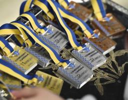 Три золоті, три срібні та три бронзові медалі – здобуток наших стрибунів у воду на чемпіонаті України 