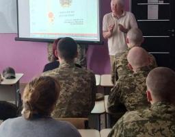 #ТиЯк Понад 400 учнів та педагогів Луганщини долучилися до тренінгів-семінарів «Вплив війни на психічне здоров’я дитини»