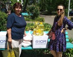 Гігієнічні набори від МОМ надані більше 600 нашим ВПО в Черкасах та Харкові