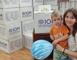 Жителі Луганщини в Корсунь-Шевченківському впродовж червня отримали 504 гігієнічних набори