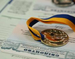 Для одинадцятикласників Луганщини замовили 1 355 свідоцтв про здобуття освіти, ще 2 220 – для дев’ятикласників 