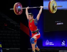 Золото і два срібла виборов спортсмен з Луганщини на чемпіонаті Європи з важкої атлетики серед юнаків