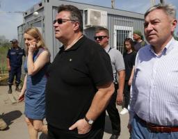 Юрій Гарбуз і Лінас Лінкявічюс відвідали КПВВ «Станиця Луганська»