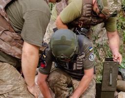 #Вірю_в_ЗСУ Три танки Т-72, три склади з БК та три ворожі бліндажі знищені на Лимано-Куп’янському напрямку