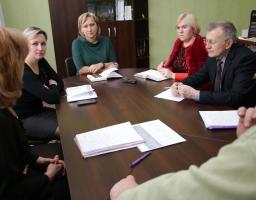 В облдержадміністрації розглянули пріоритетні напрями реформування медичної галузі Луганщини